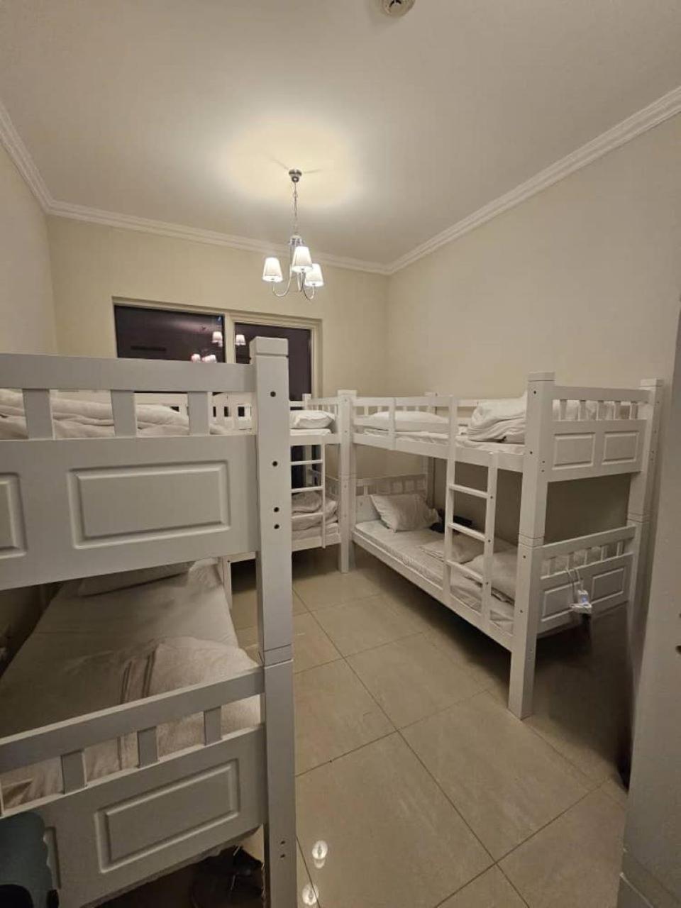 Hostel Downtown Holiday'S - 1 Min To Dubai Mall & Burj Khalifa Exteriér fotografie