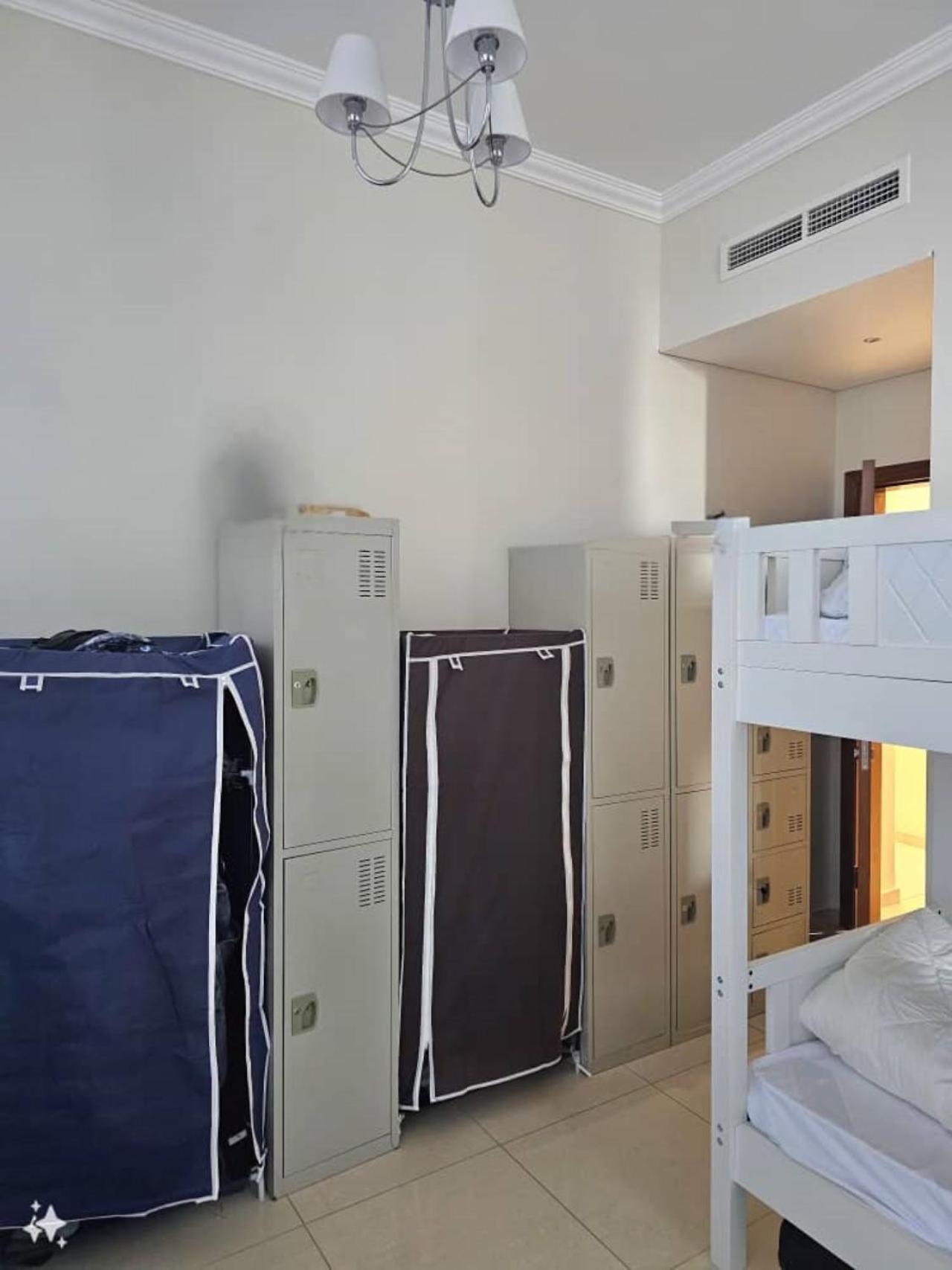 Hostel Downtown Holiday'S - 1 Min To Dubai Mall & Burj Khalifa Exteriér fotografie