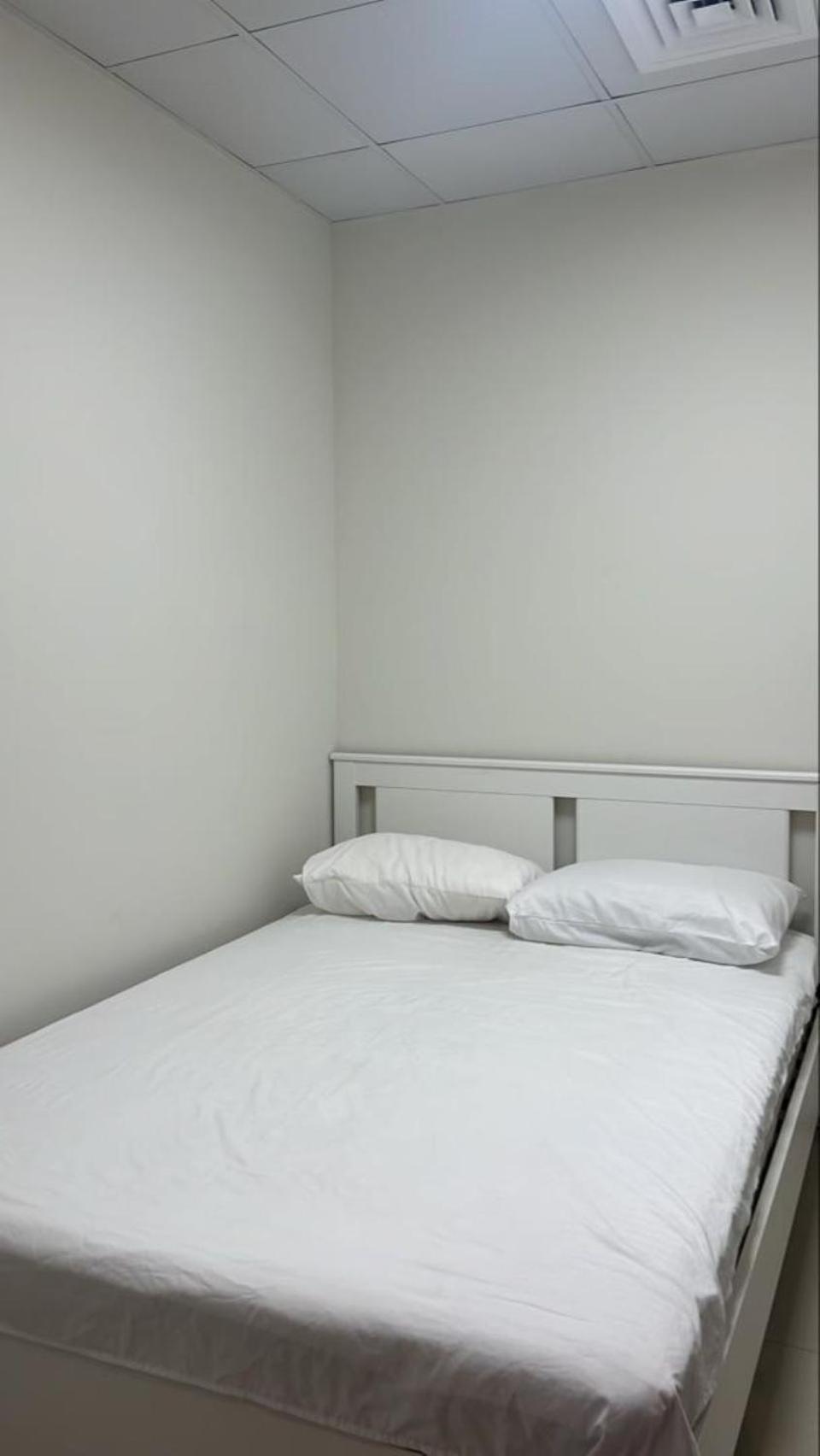 Hostel Downtown Holiday'S - 1 Min To Dubai Mall & Burj Khalifa Exteriér fotografie